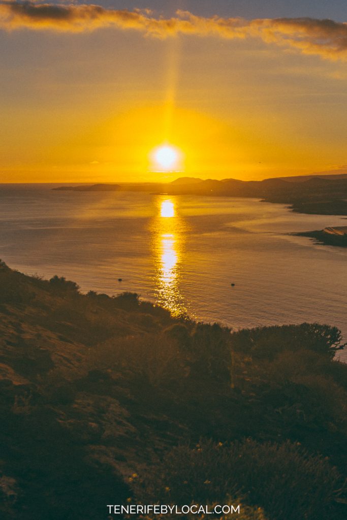 sunset in los gigantes